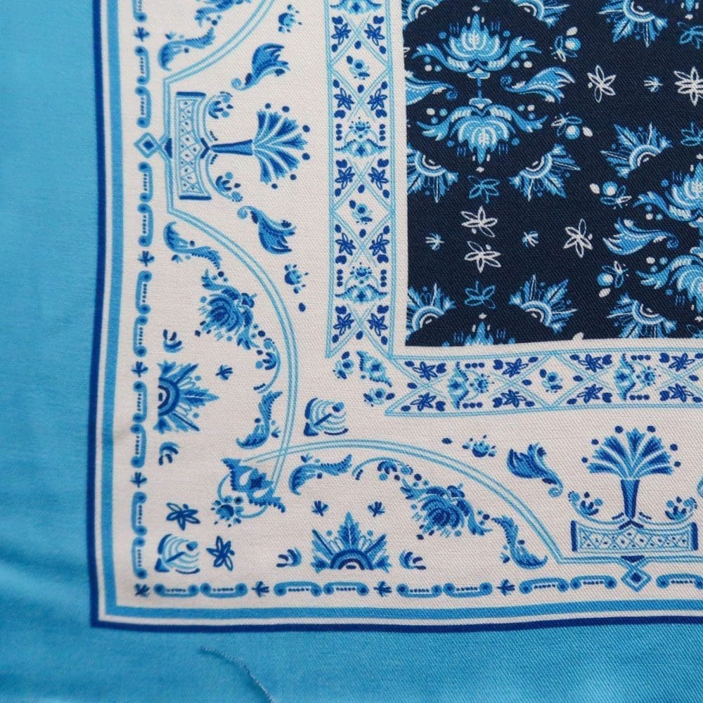 Twill de viscose – Conte d’hiver marine
